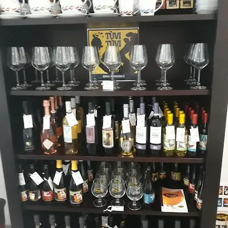 White House & B. Sìnnai